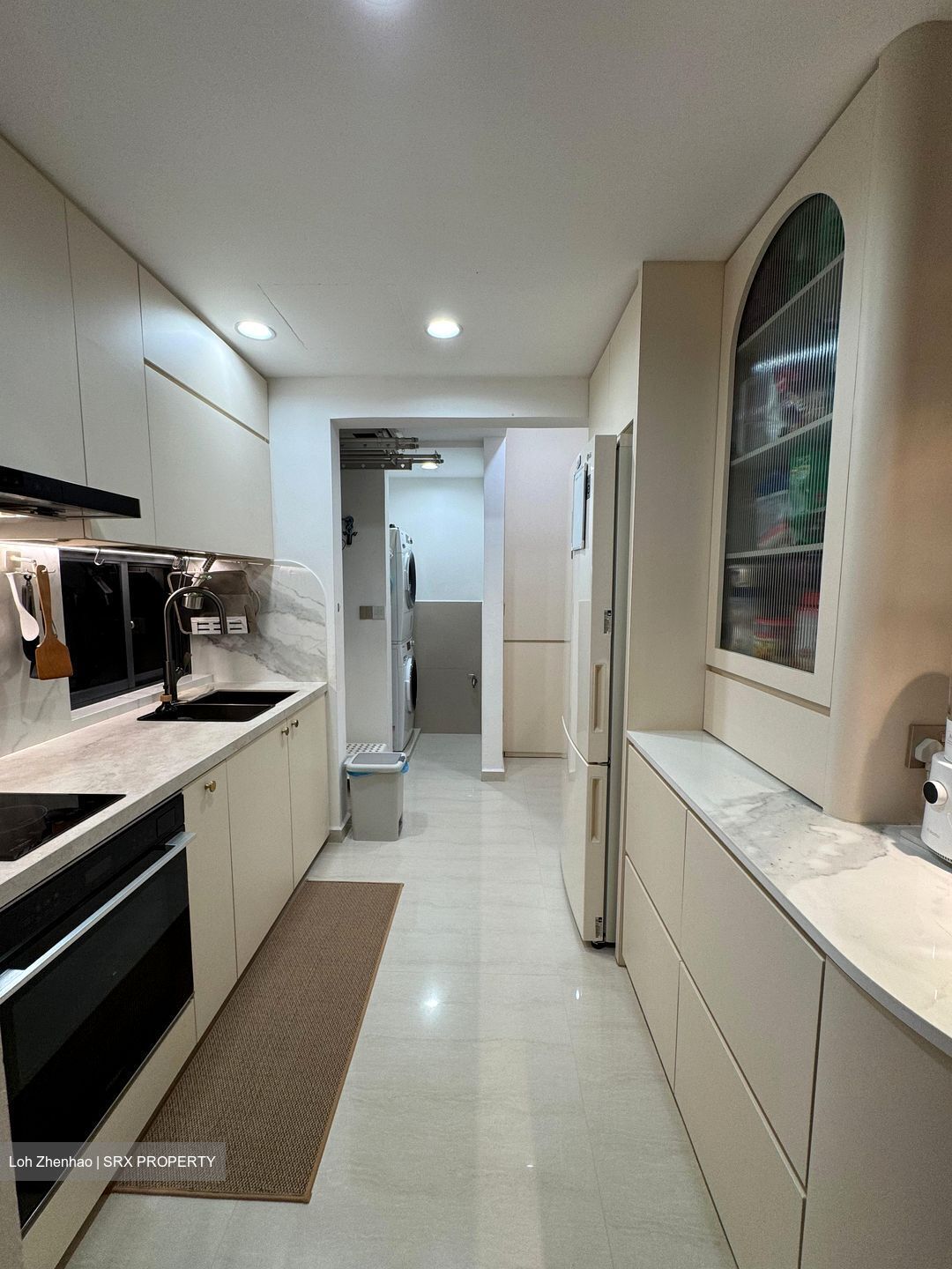 The Brownstone (D27), Condominium #557922081